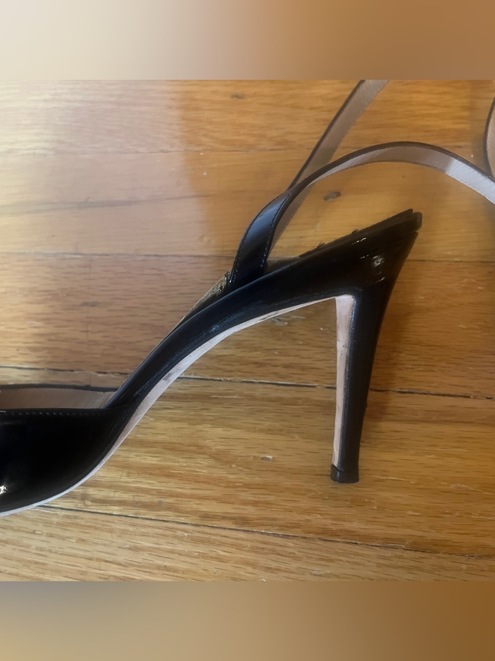 Manolo Blahnik Vintage Black Patent Pointed-Toe - Picture 3 of 3